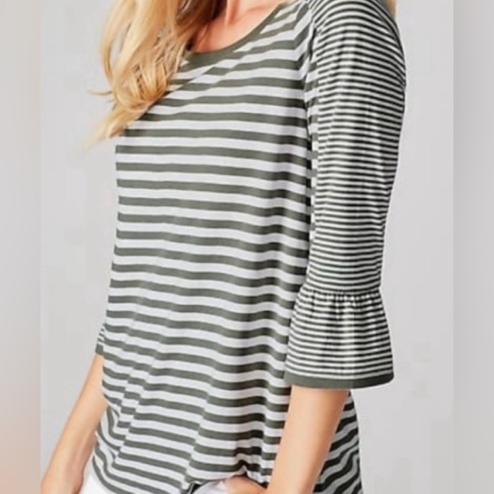 NWT J. Jill Mixed Stripe Bell Sleeve Tee Gray Size Medium